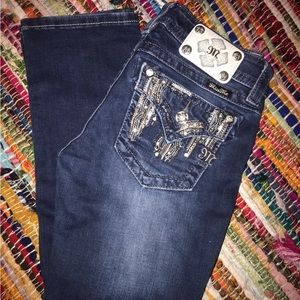 Miss Me cropped jeans in a size 26